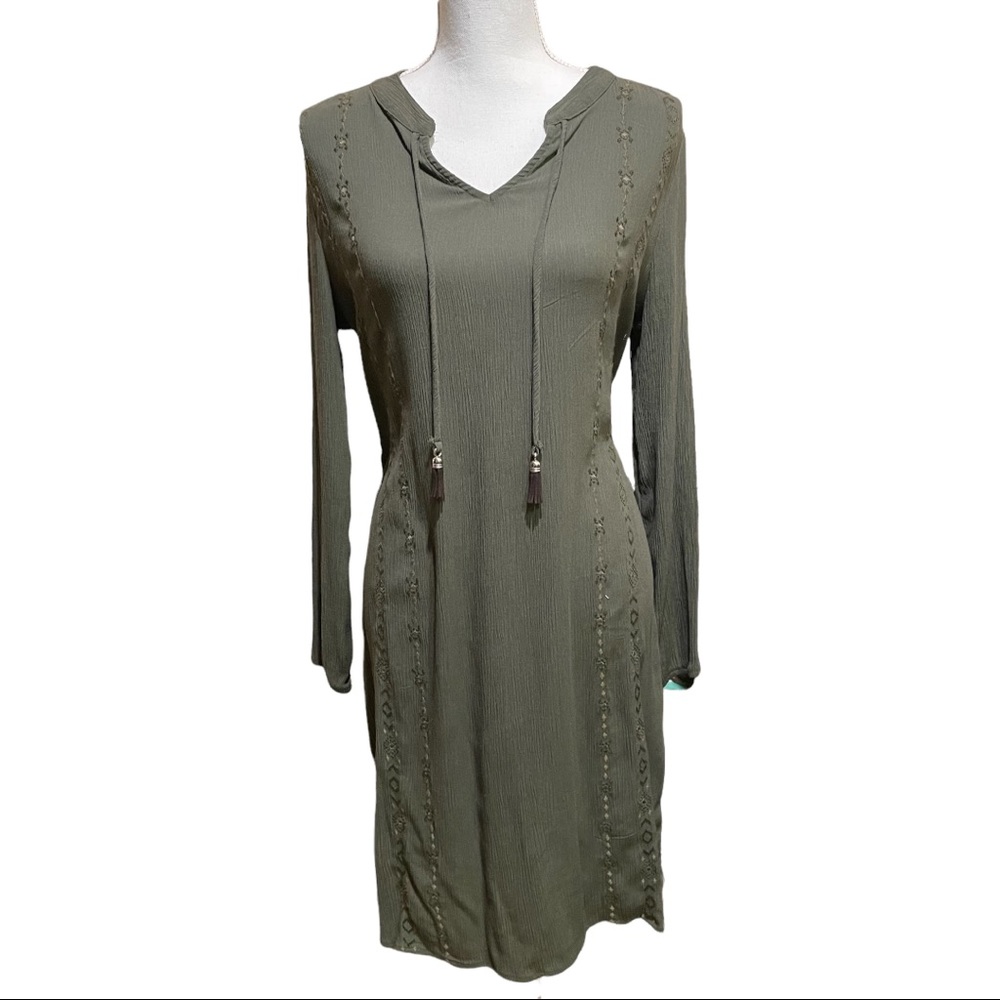 Faded Glory Army Green Boho Midi Dress. Size M.
